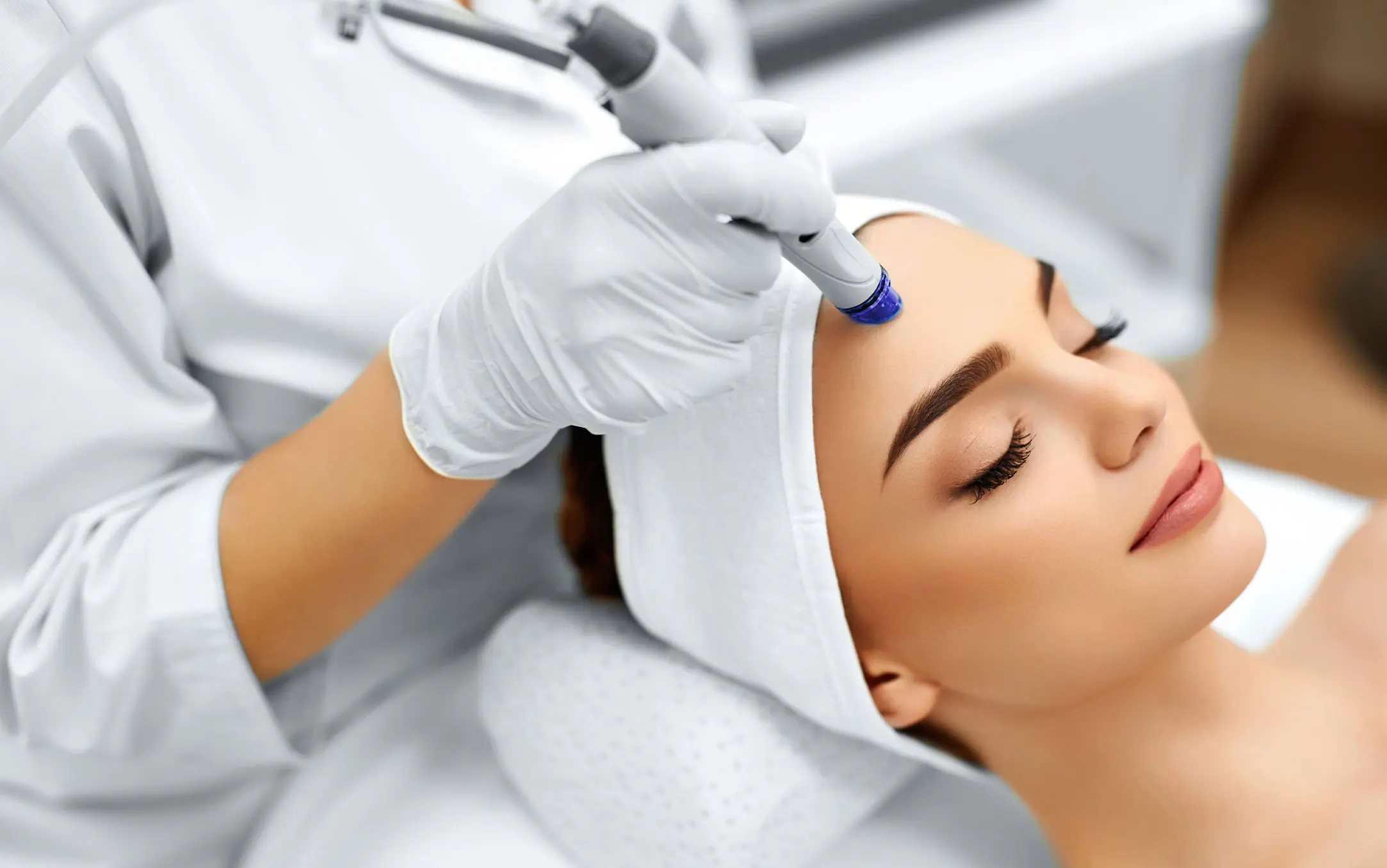 What Is Collagen Lift Therapy and How Can It Help Ageing, Loose Skin Manchester?