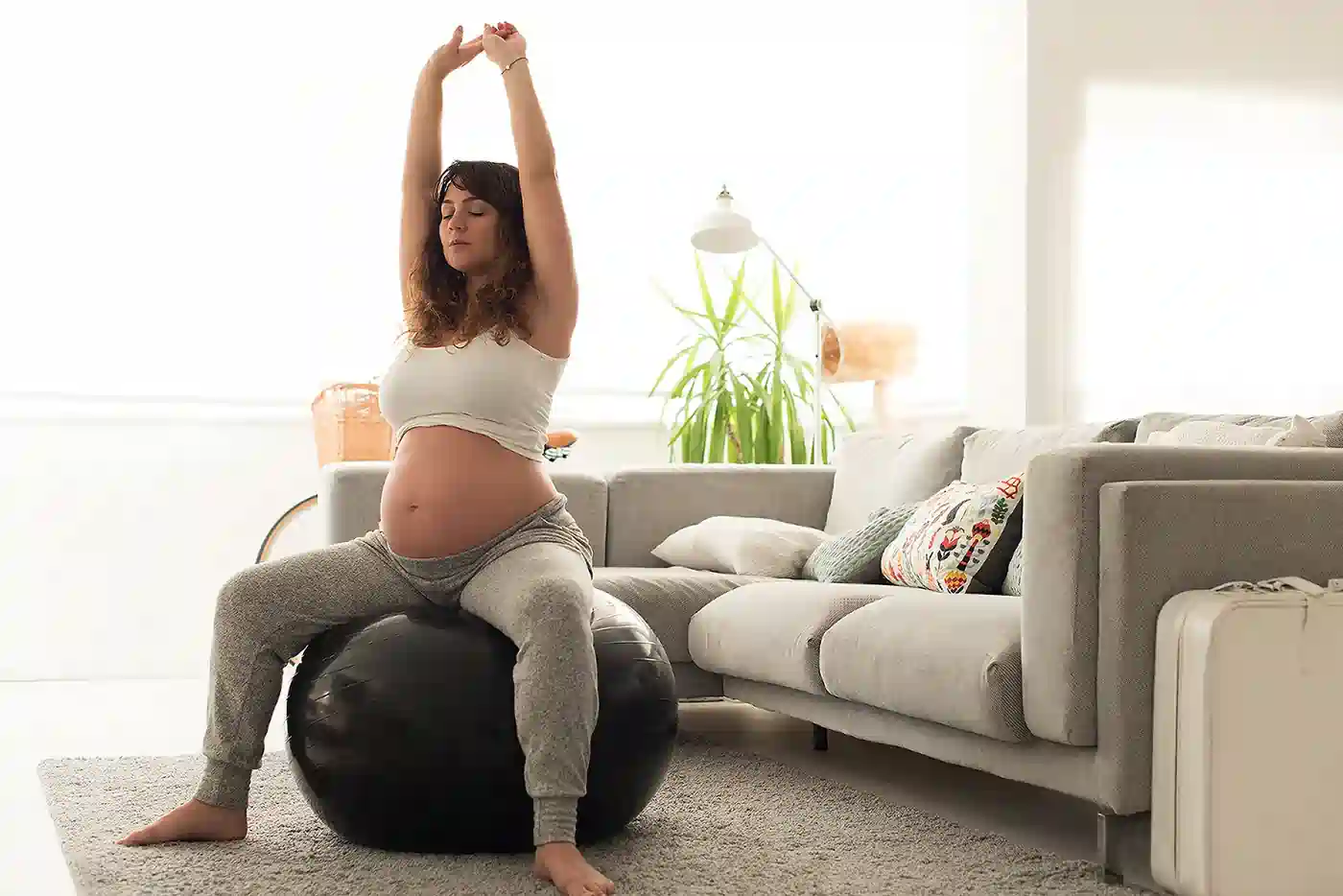How to Support Your Core Safely During Pregnancy Manchester